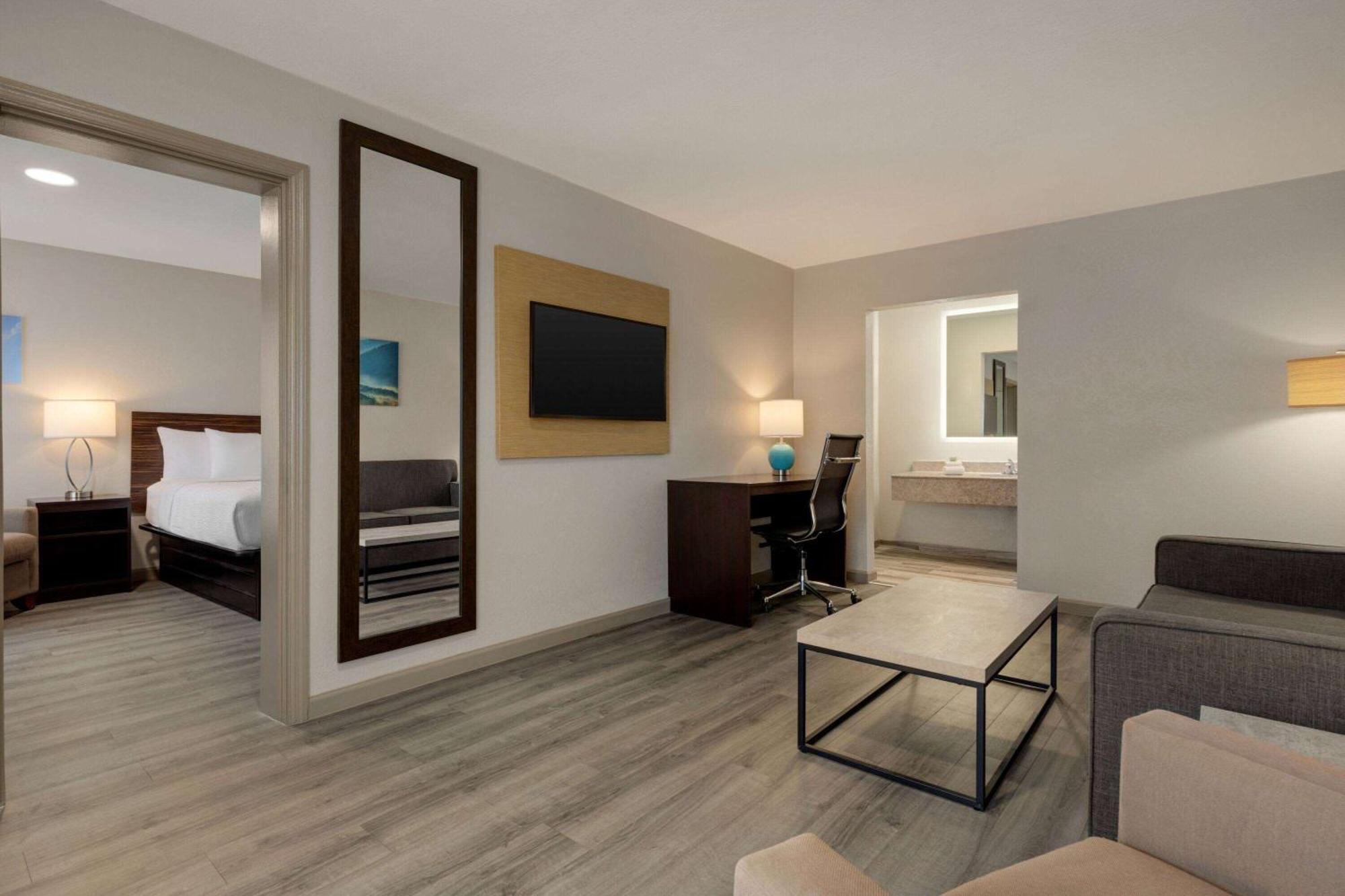 Hotel Baymont By Wyndham Emporia Va Exteriér fotografie